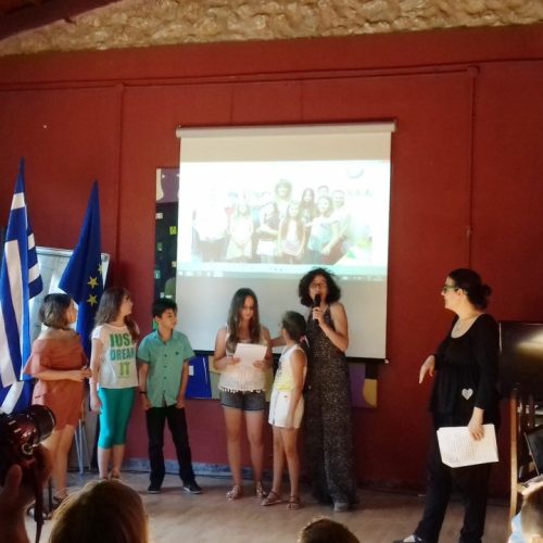 Μαθητές του κυριακάτικου σχολείου “Βασίλ Λέφσκι”